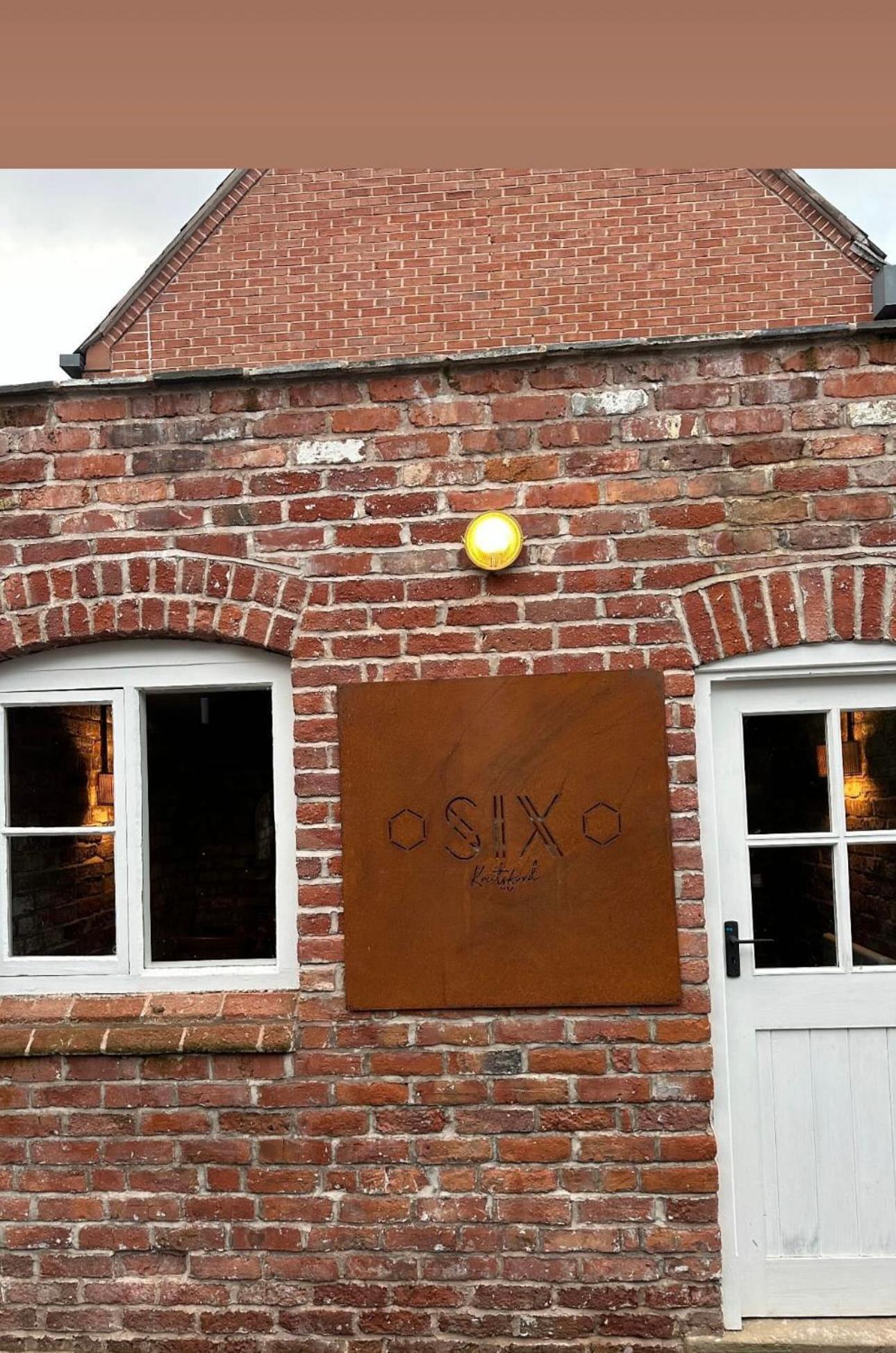 The Silk Rooms, At The Freemasons Inn Нътсфорд Екстериор снимка